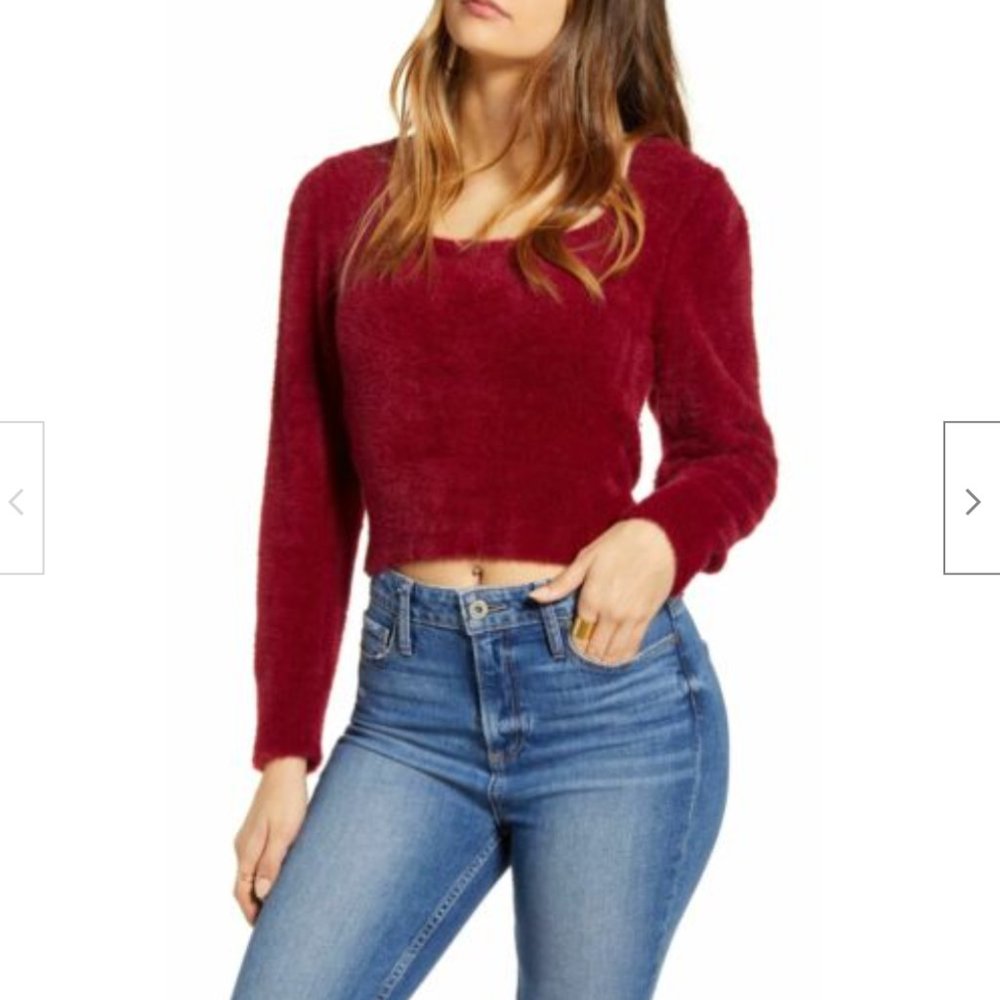 ASTR Women's Fuzzy Sweater Red
